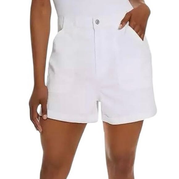 NEW GLORIA VANDERBILT High Waisted Utility Shorts XXL White Elastic Waist - Picture 1 of 7